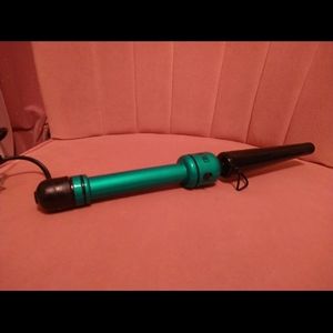 Hot Tools curling wand